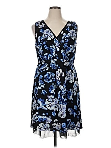 Simply Vera Vera Wang Casual Dress (view 1)