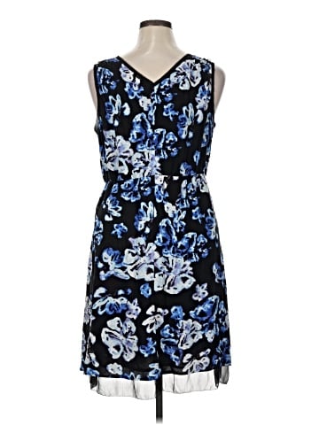 Simply Vera Vera Wang Casual Dress (view 2)