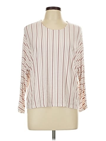 Dainty Hooligan 3/4 Sleeve Top (view 1)