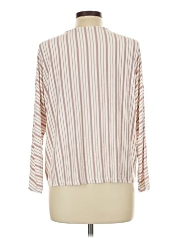 Dainty Hooligan 3/4 Sleeve Top (view 2)
