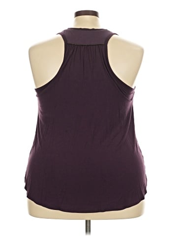 Shebird Sleeveless T-Shirt (view 2)