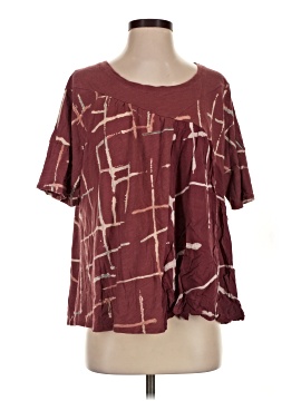 Akemi + Kin Short Sleeve Blouse (view 1)