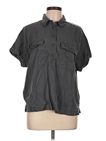 Universal Thread Short Sleeve Button-Down Shirt (view 1)