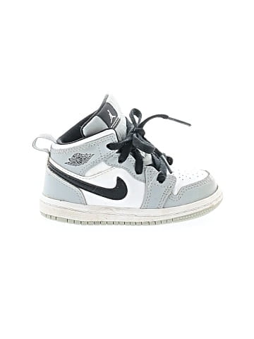 Air Jordan Sneakers (view 1)