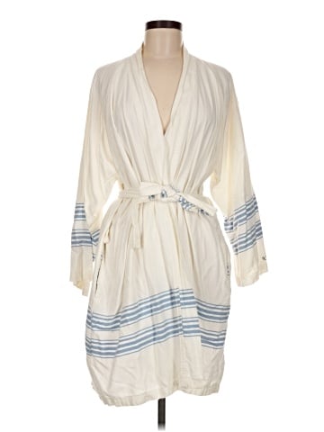 Cuyana Cardigan (view 1)