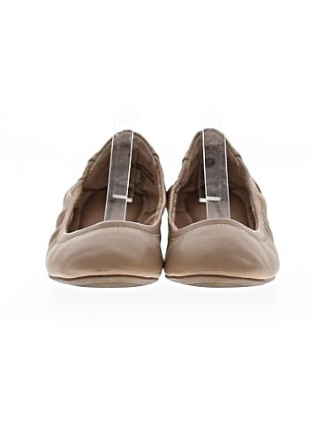 Amazon Essentials Flats (view 2)