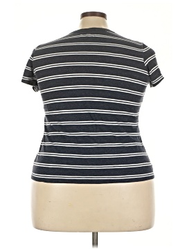 Time and Tru Short Sleeve T-Shirt (view 2)