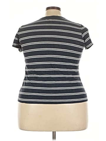 Time and Tru Short Sleeve T-Shirt (view 2)