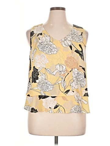 Liz Claiborne Career Sleeveless Blouse (view 1)