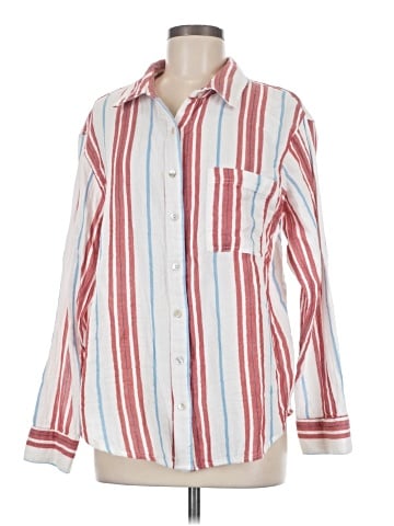 Maurices Long Sleeve Button-Down Shirt (view 1)