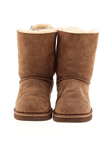 Ugg Boots (view 2)