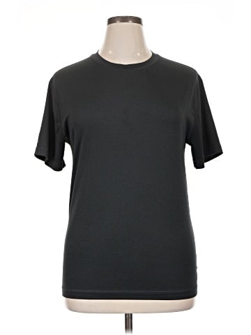 Vuori Active T-Shirt (view 1)