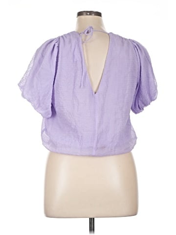 ASTR The Label Short Sleeve Blouse (view 2)