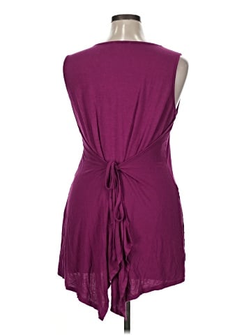 Sunny Leigh Sleeveless Top (view 2)