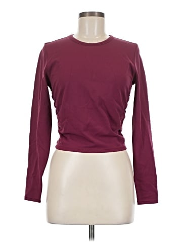 Lululemon Athletica Long Sleeve T-Shirt (view 1)