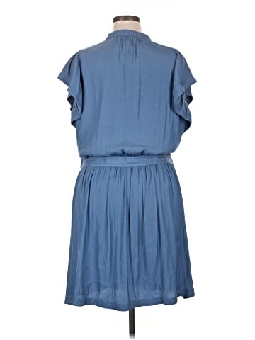 Banana Republic Casual Dress (view 2)