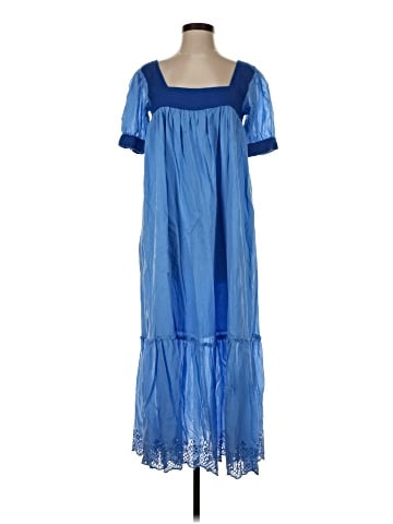 Urban Outfitters Casual Dress (view 1)