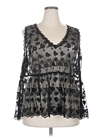 Torrid 3/4 Sleeve T-Shirt (view 1)