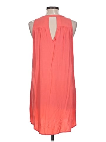 Old Navy Casual Dress (view 2)