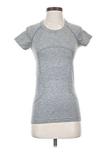 Lululemon Athletica Short Sleeve T-Shirt (view 1)