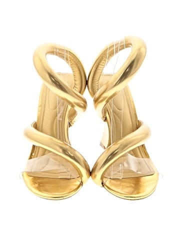Akira Wedges (view 2)