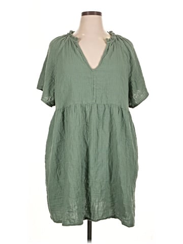 Old Navy Casual Dress (view 1)