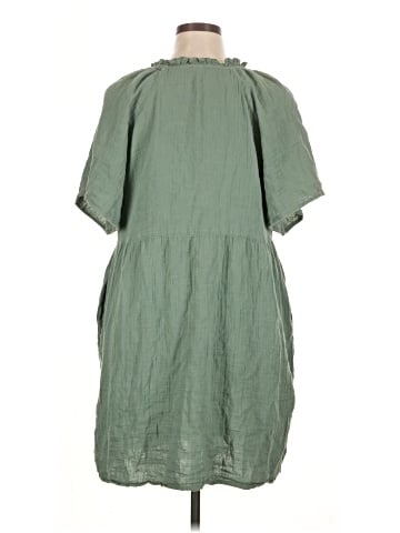 Old Navy Casual Dress (view 2)
