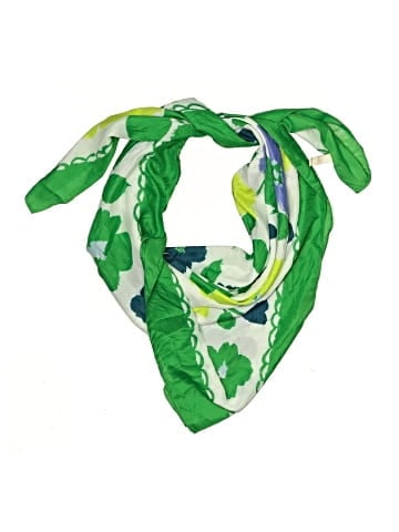 Collection 18 Scarf (view 1)