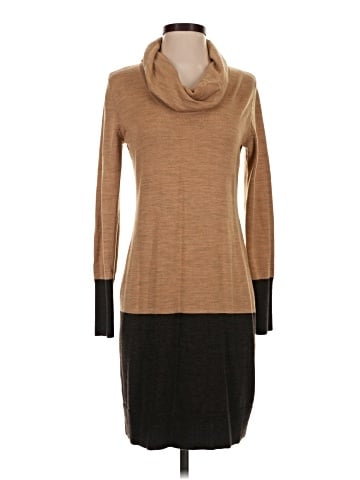 Ann Taylor LOFT Outlet Casual Dress (view 1)