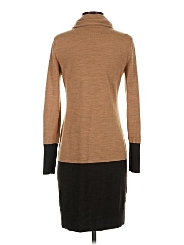 Ann Taylor LOFT Outlet Casual Dress (view 2)
