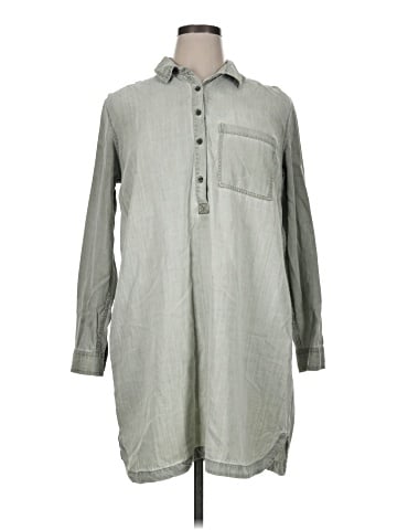 Old Navy Casual Dress (view 1)