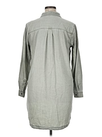 Old Navy Casual Dress (view 2)