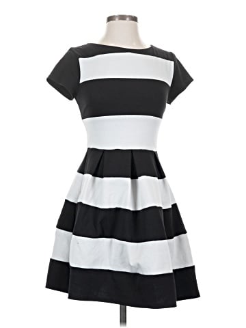 B. Darlin Casual Dress (view 1)