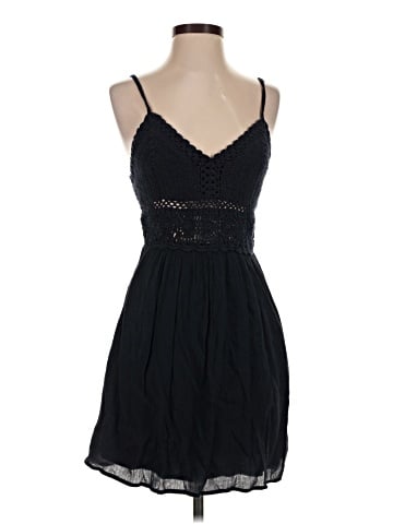 Abercrombie & Fitch Cocktail Dress (view 1)