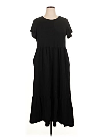 Old Navy Casual Dress (view 1)