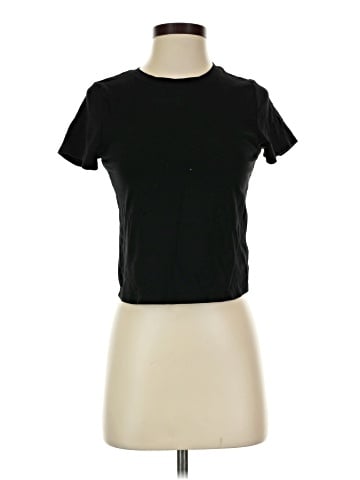 Old Navy Short Sleeve T-Shirt (view 1)
