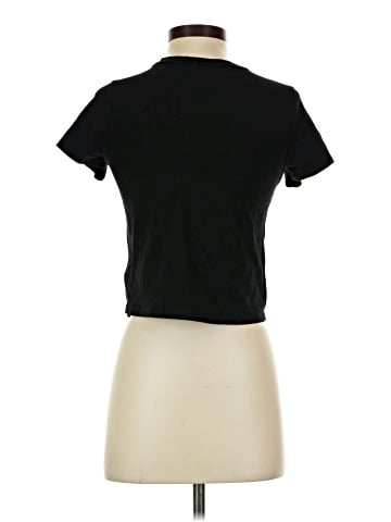 Old Navy Short Sleeve T-Shirt (view 2)