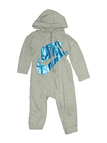 Nike Long Sleeve Outfit (view 1)
