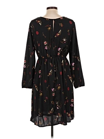 Old Navy Casual Dress (view 2)