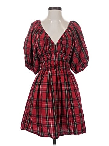 Old Navy Casual Dress (view 1)