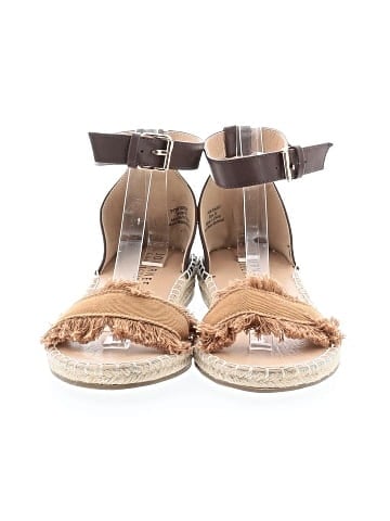 Journee Collection Sandals (view 2)