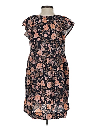 Old Navy Casual Dress (view 2)