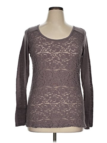 Maurices Long Sleeve T-Shirt (view 1)