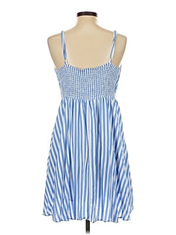 Old Navy Casual Dress (view 2)