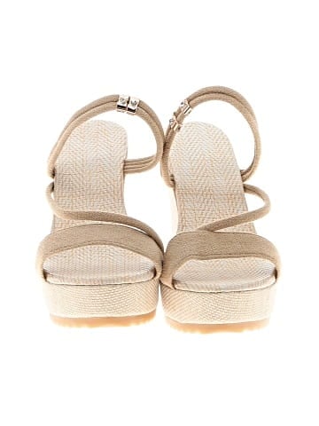 Unbranded Wedges (view 2)