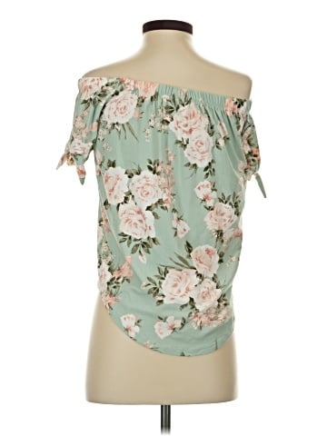 Derek Heart Sleeveless Blouse (view 2)