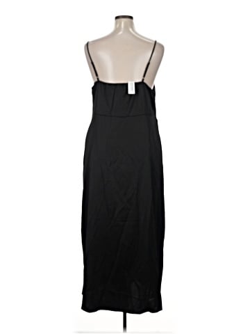 Old Navy Casual Dress (view 2)
