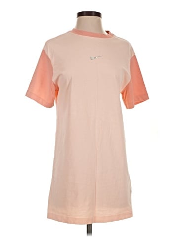 Nike Short Sleeve T-Shirt (view 1)