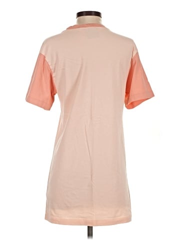 Nike Short Sleeve T-Shirt (view 2)
