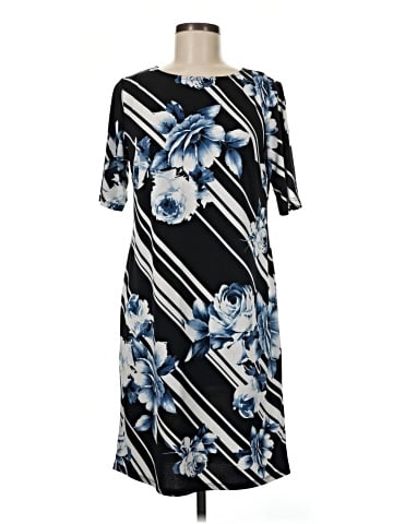 Roz & Ali Casual Dress (view 1)